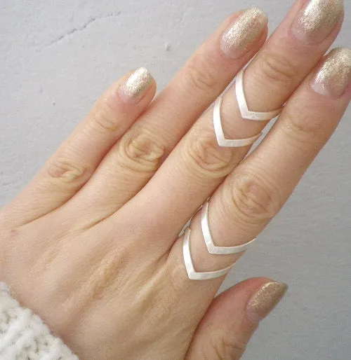 Boho Double Lines V Chevron Rings