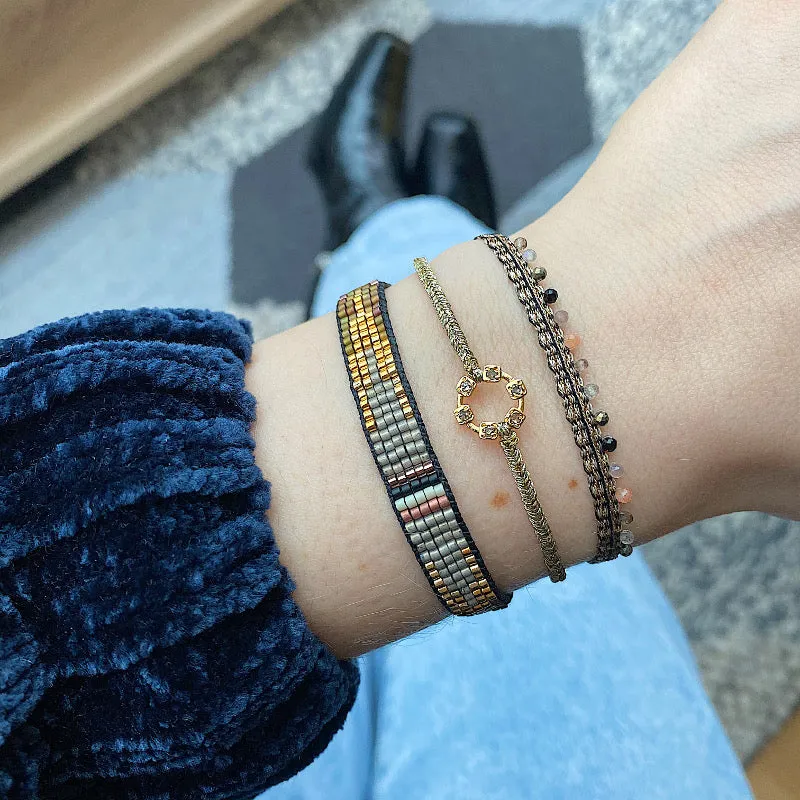 CHIC BRACELET IN NEUTRAL TONES