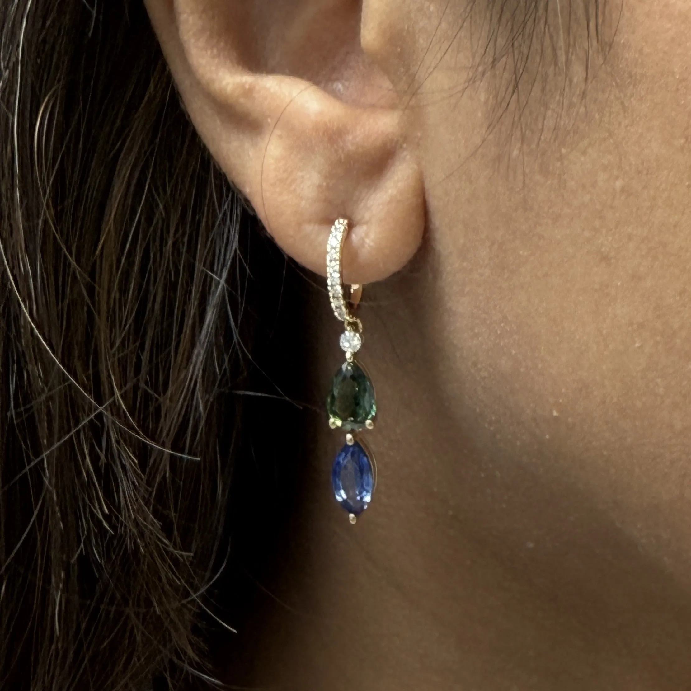 Dangling Sapphire Earrings