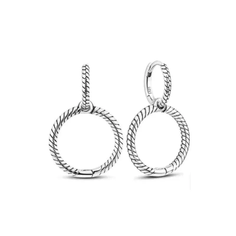 Elegant Butterfly Hoop Earrings: Stylish Women's Accessory & Gift