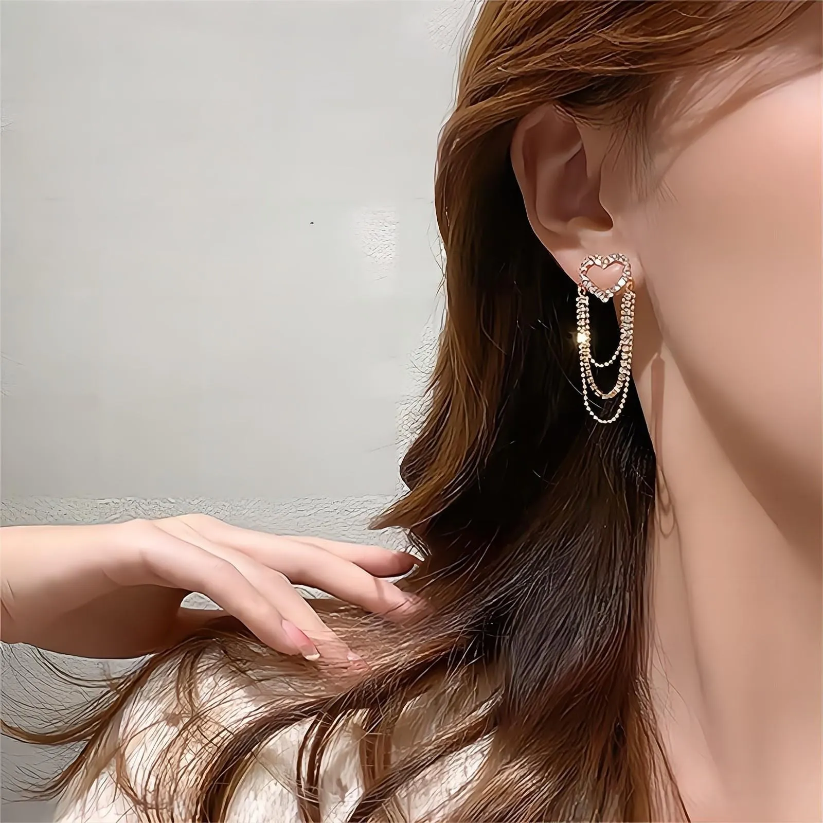 Elegant Chain Tassel Heart Earrings