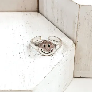 Happy Face Ring in Silver Tone