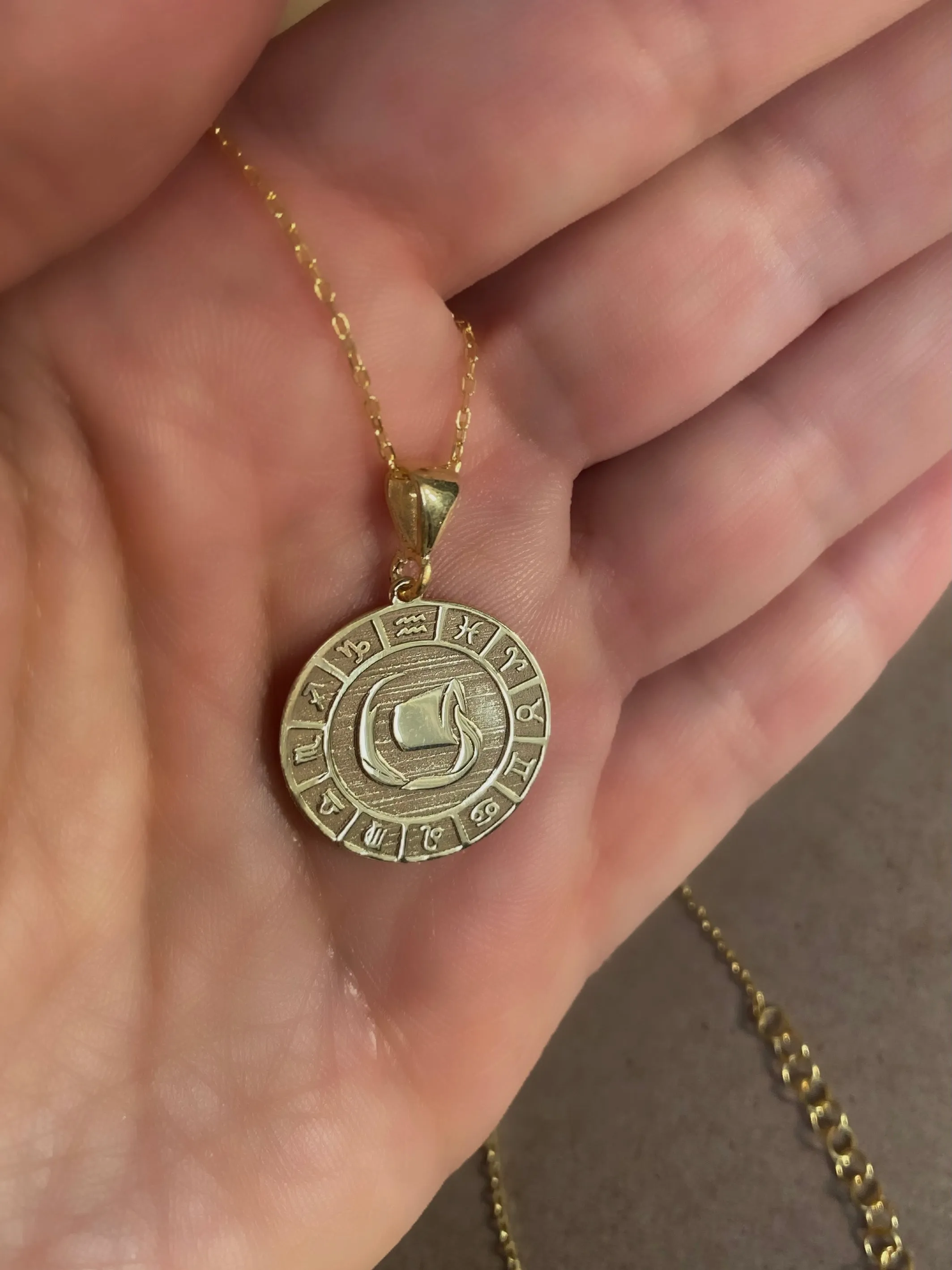 Horoscopes  - Coin necklaces with horoscope signs