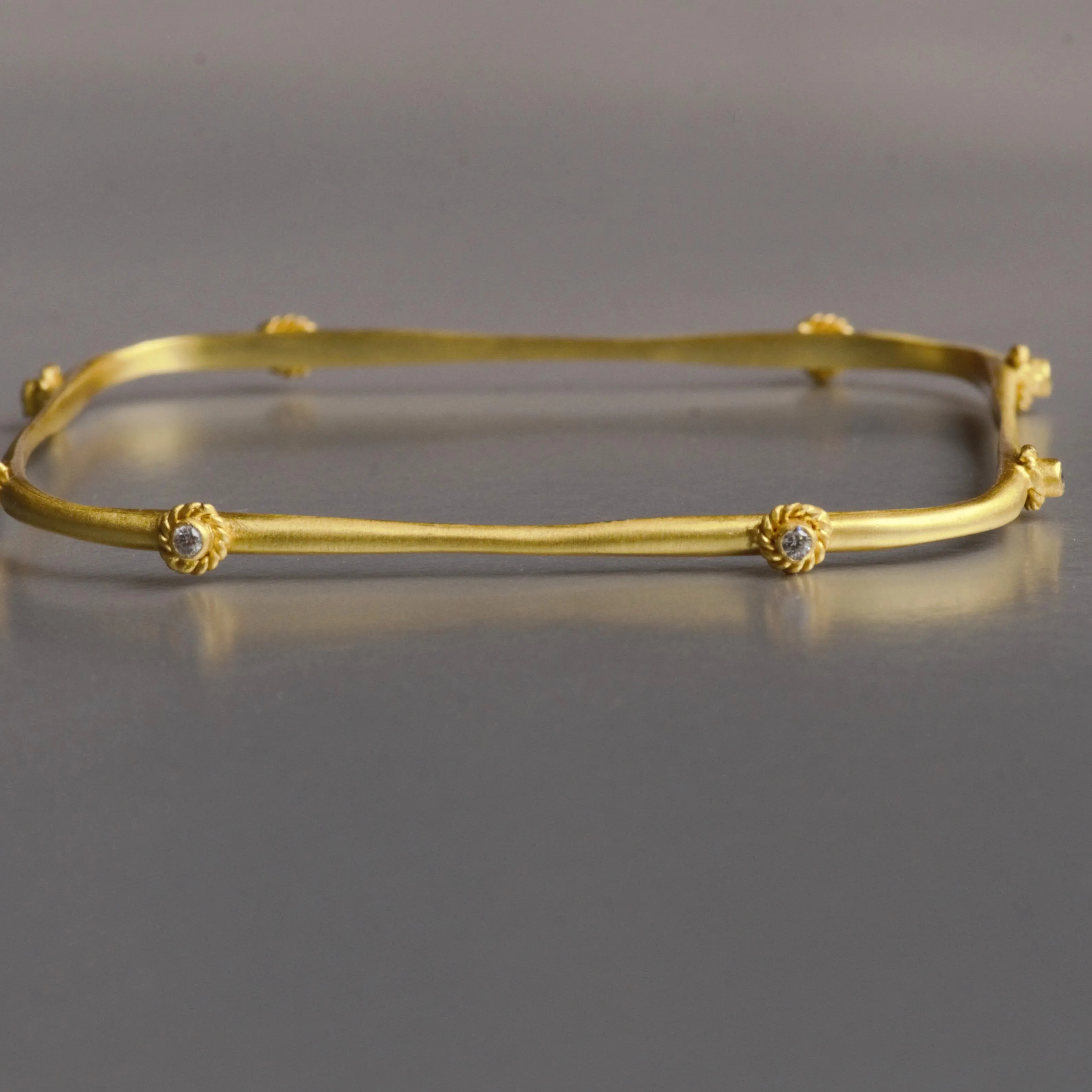 Iris Bracelet In Gold