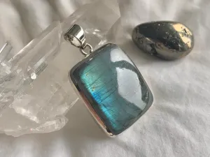 Labradorite Naevia Pendant - XLarge Square