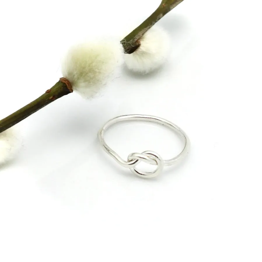 Love Knot Ring - 14 kt gold filled