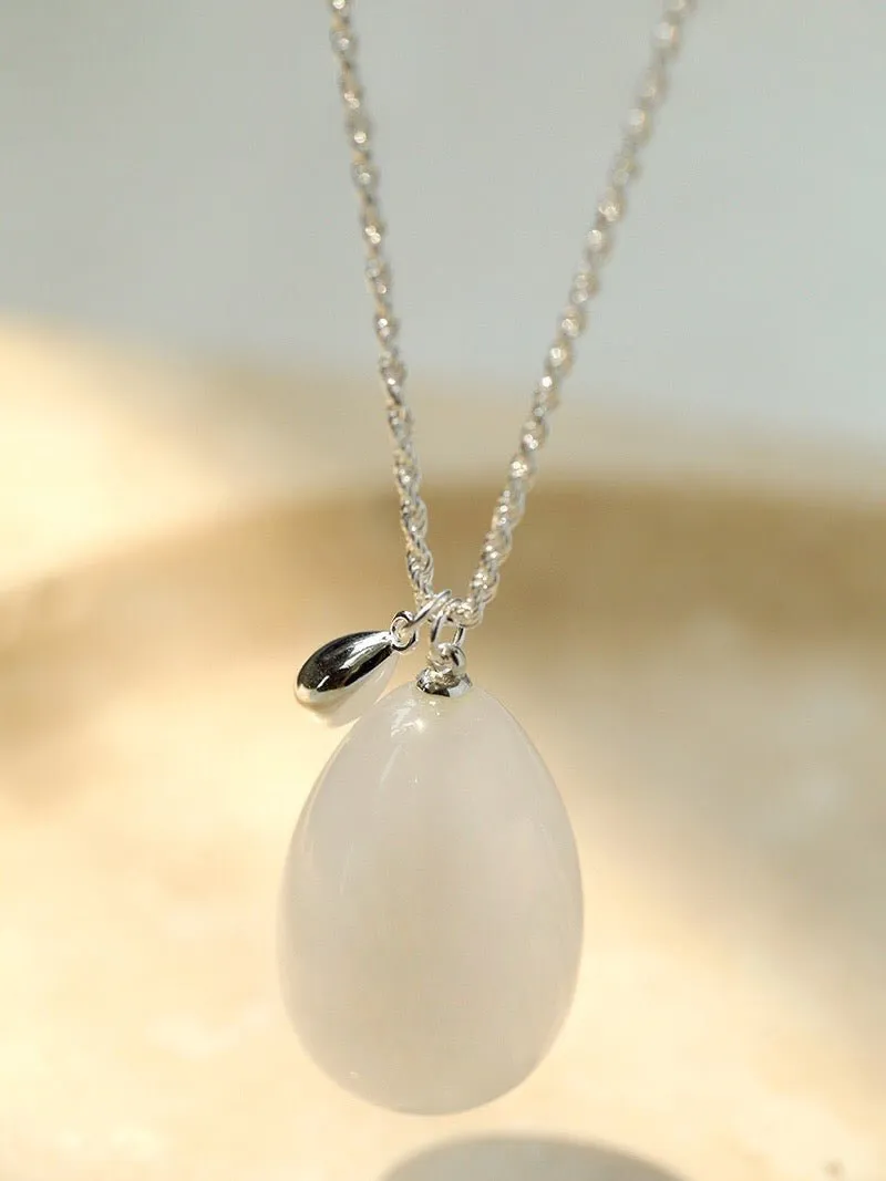 Natural Stone Egg Pendants Necklaces