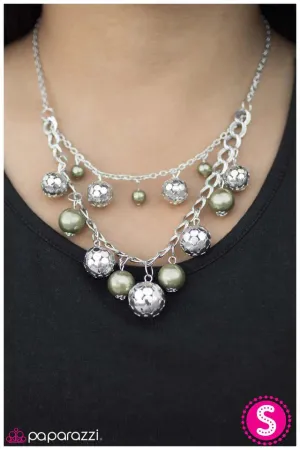 Paparazzi Necklace ~ Leave Me Breathless - Green