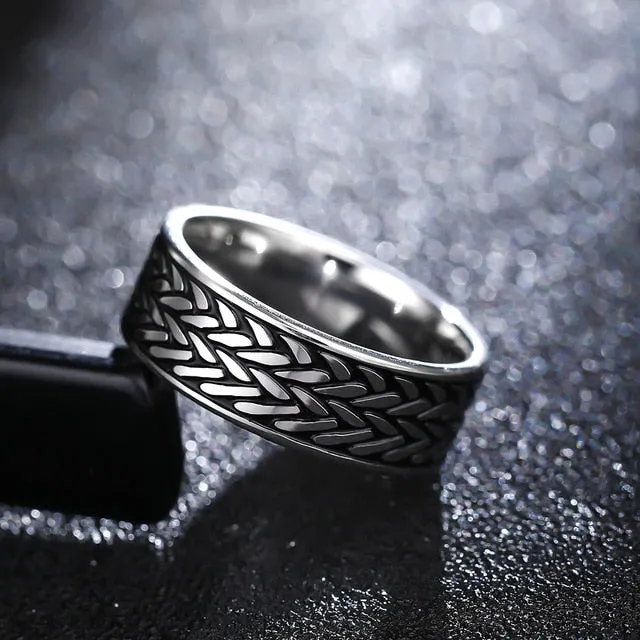 Spectacular 8MM Titanium Pattern Engraved Rings