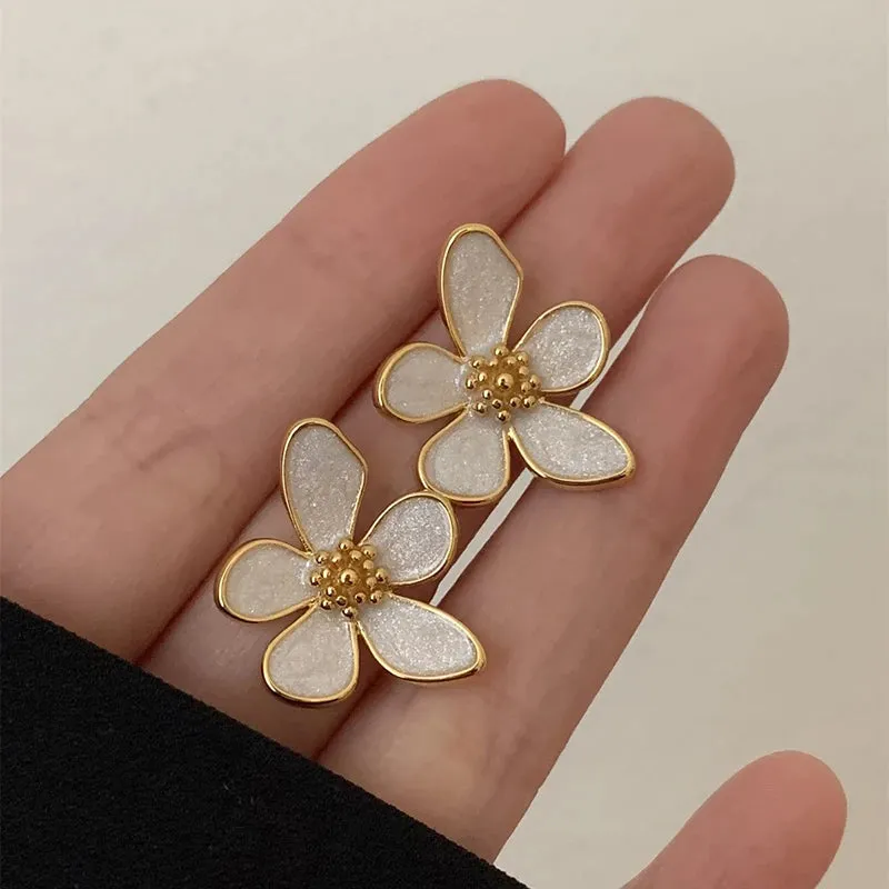 VAIGE Elegant White Enamel Irregular Five-Petal Flower Drop Earrings in Copper Alloy - Fashion Jewelry Accessory