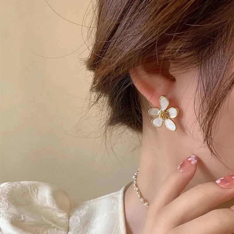 VAIGE Elegant White Enamel Irregular Five-Petal Flower Drop Earrings in Copper Alloy - Fashion Jewelry Accessory