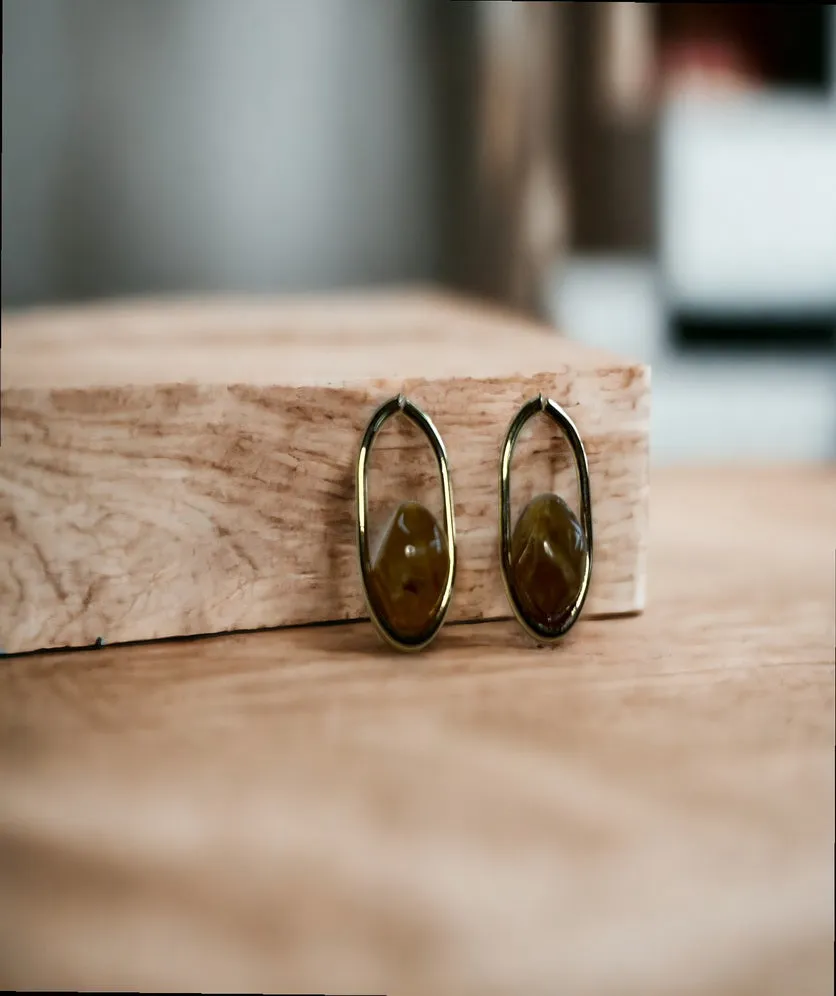 Vintage Resin Geometric Stud Earrings Oval